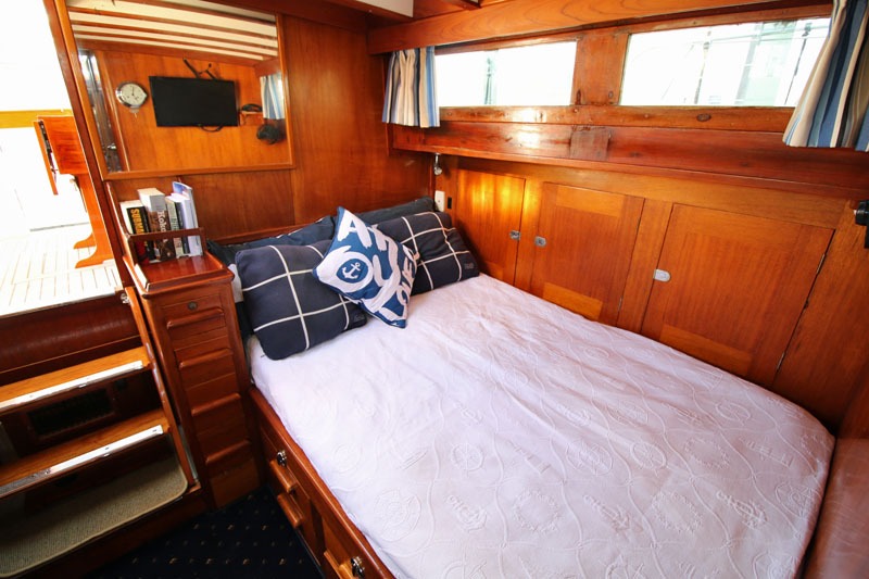 Master-Stateroom-Double-Berth
