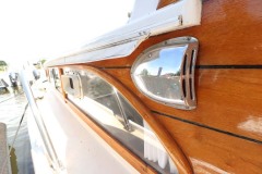 Cabin side FWD