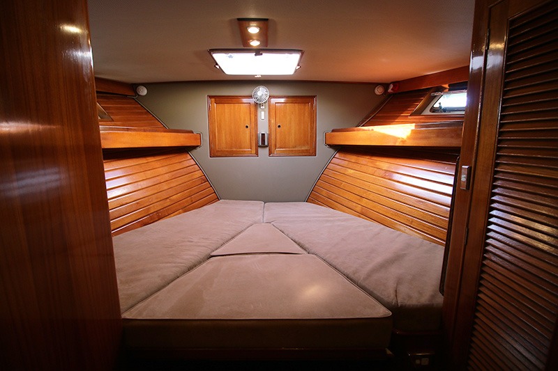 Forward-guests-cabin-3