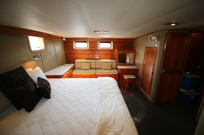 Master-Stateroom-2