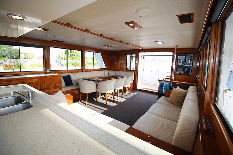 Saloon-image-3