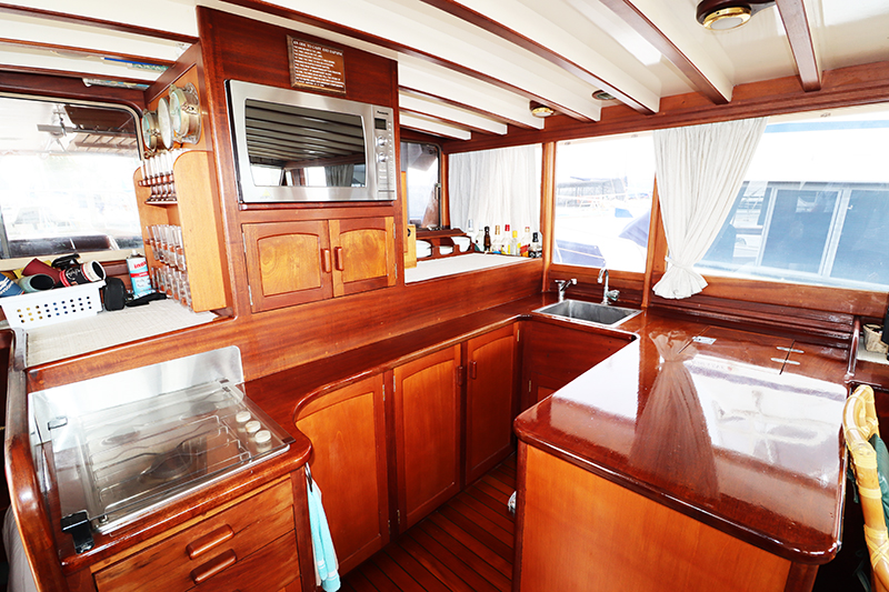 Galley 4